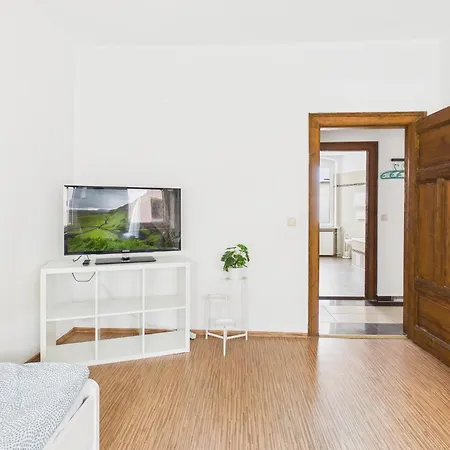 Gemuetliches Im Sueden Magdeburgs We21 * マクデブルク